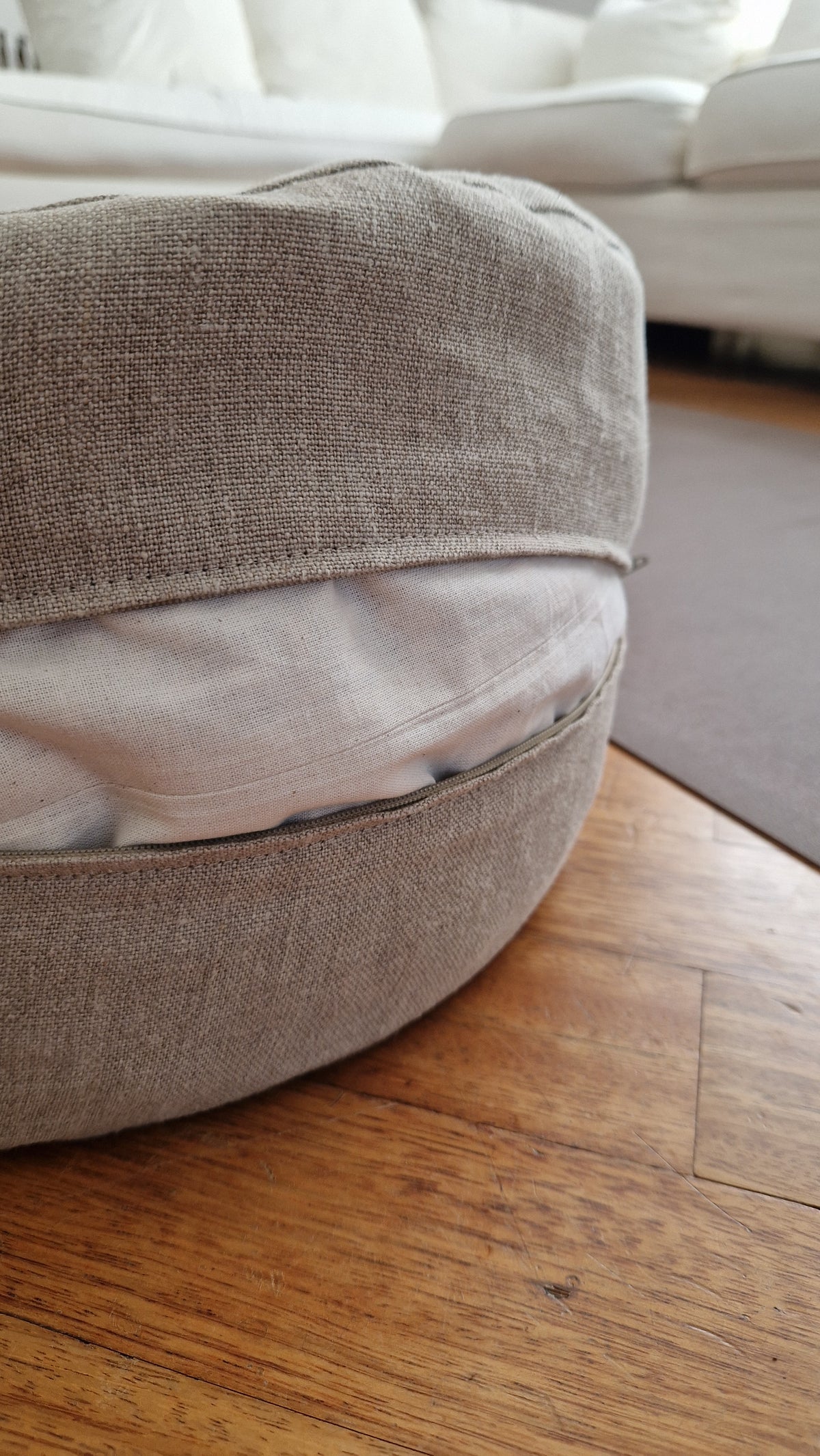 Round Meditation Cushion – Linen Natural