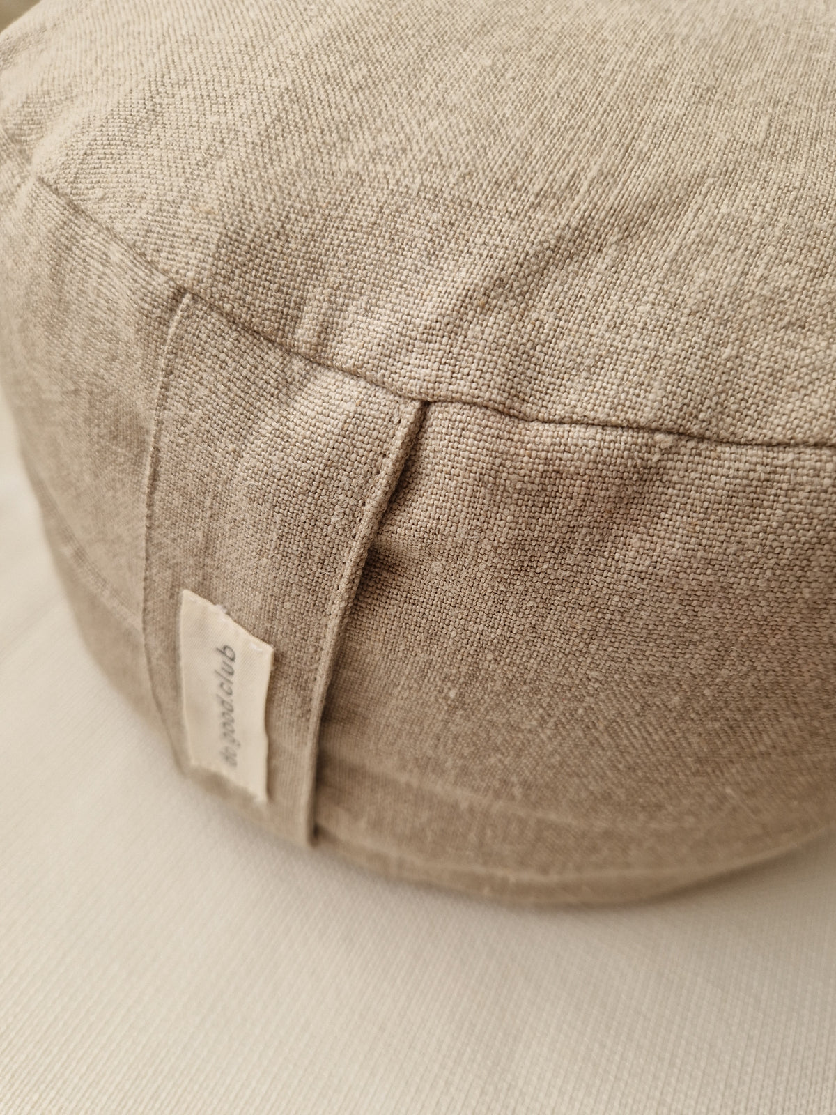 Round Meditation Cushion – Linen Natural