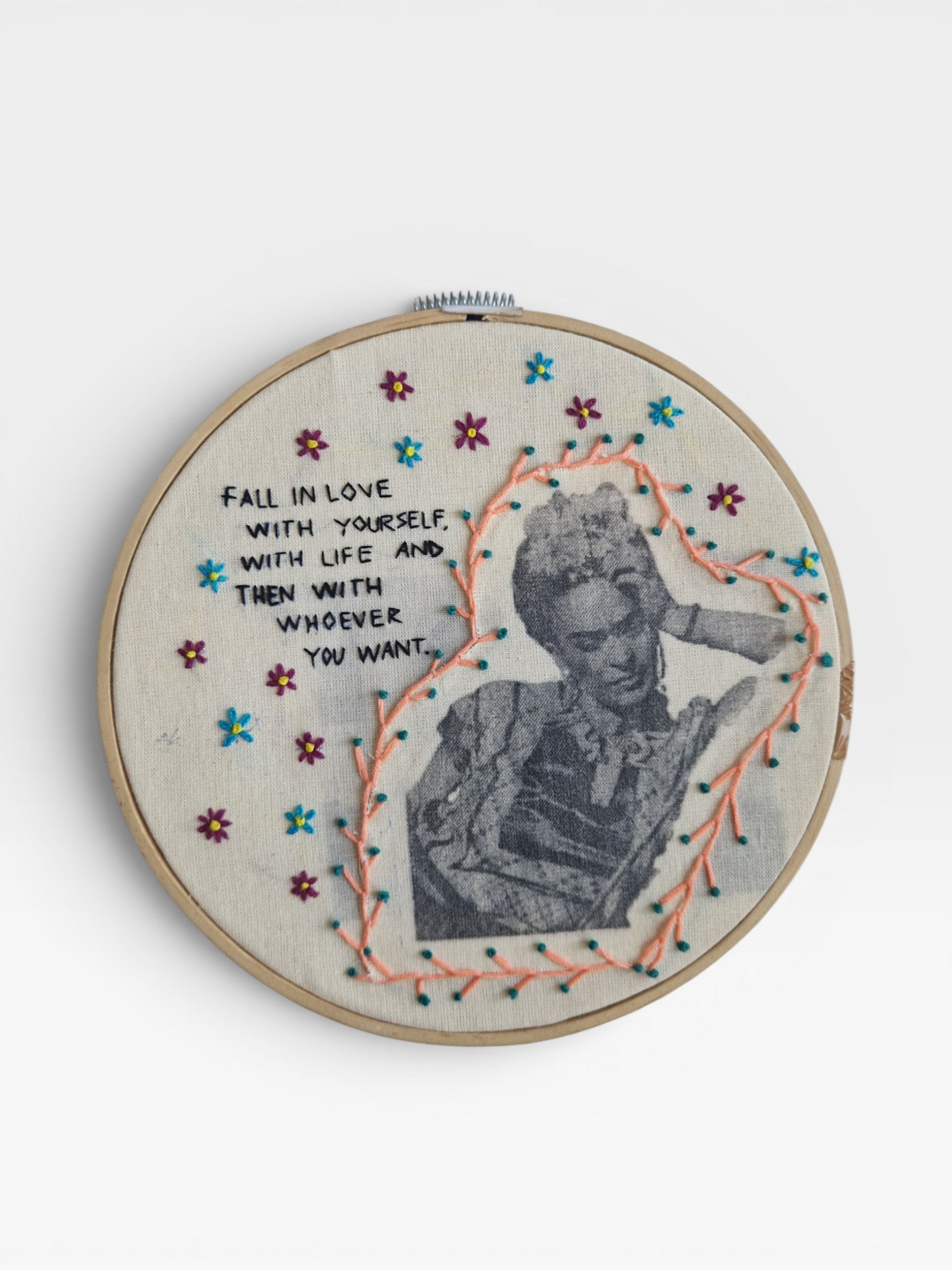 Kotty Embroidery Art Picture - Colectiva Feminista